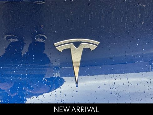 Used 2021 Tesla Model Y Long Range image 31