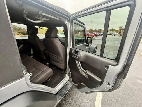 Used 2015 Jeep Wrangler Unlimited Sport w/ Quick Order Package 24S image 7