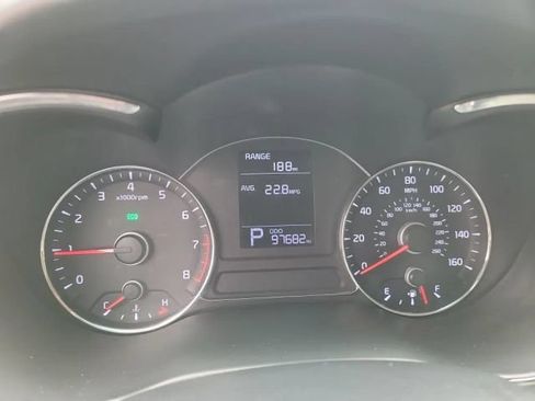 Used 2015 Kia Forte LX FWD image 16