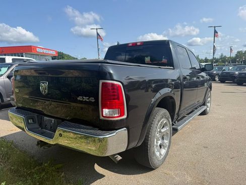 Used 2017 RAM 1500 Laramie AWD/4WD image 7