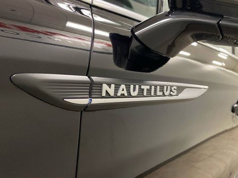 Certified 2022 Lincoln Nautilus Reserve w/ Cargo Utility Package image 13