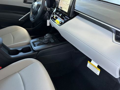 New 2026 Toyota Corolla Cross L FWD image 17
