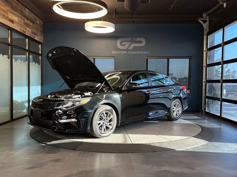 Used 2019 Kia Optima LX FWD image 24