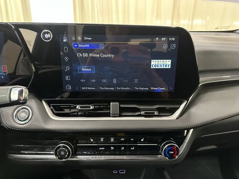 Certified 2025 Chevrolet Equinox LT FWD image 28