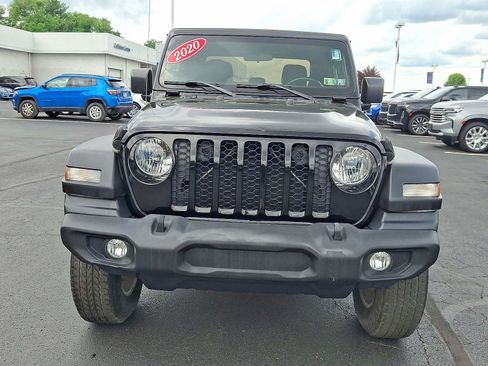 Used 2020 Jeep Gladiator Sport w/ Quick Order Package 24S AWD/4WD image 2