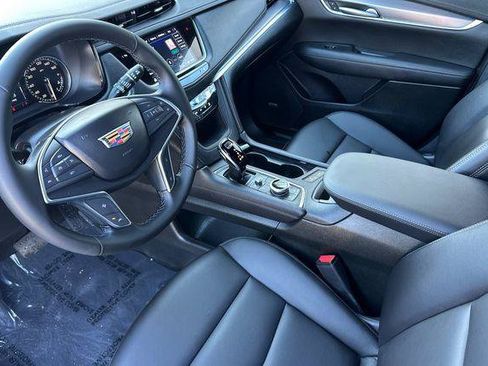 New 2026 Cadillac XT5 Luxury FWD image 10