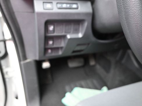 Used 2022 Nissan Frontier S w/ Technology Package image 13