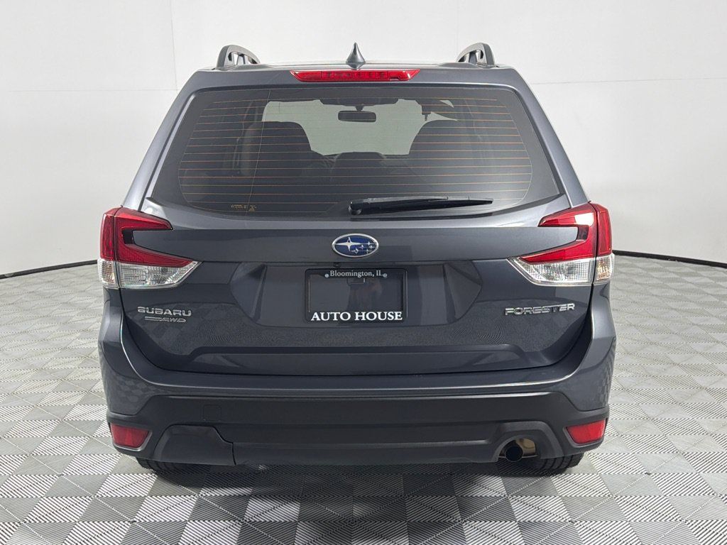 Used 2023 Subaru Forester AWD/4WD image 6