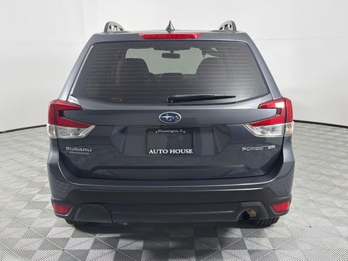 Used 2023 Subaru Forester AWD/4WD image 6