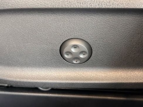 Certified 2026 Mercedes-Benz GLB 250 4MATIC image 26