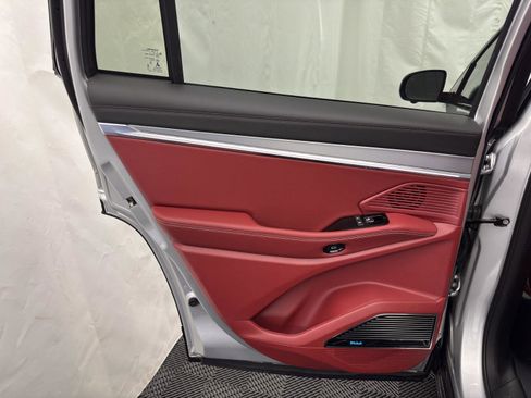 Used 2024 Jeep Wagoneer Launch Edition image 31