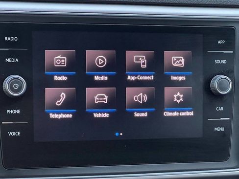 Used 2019 Volkswagen Atlas SE w/ Towing Package image 16