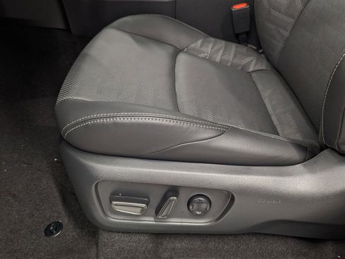 New 2025 Toyota 4Runner 4WD image 11