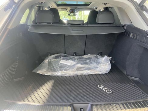 New 2025 Audi Q5 Prestige image 12