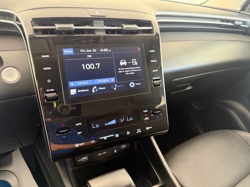 Used 2022 Hyundai Tucson SEL w/ Convenience + Premium Package FWD image 4