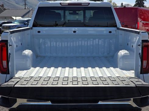 Used 2019 GMC Sierra 1500 SLT w/ SLT Convenience Package AWD/4WD image 14