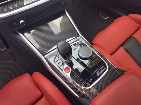 Used 2022 BMW M4 xDrive Competition w/ M Carbon Exterior Package AWD/4WD image 17