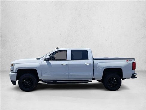 Used 2018 Chevrolet Silverado 1500 LT w/ All Star Edition AWD/4WD image 8