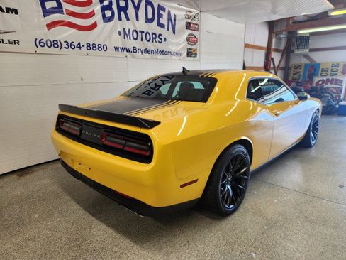 Used 2017 Dodge Challenger R/T Scat Pack image 3
