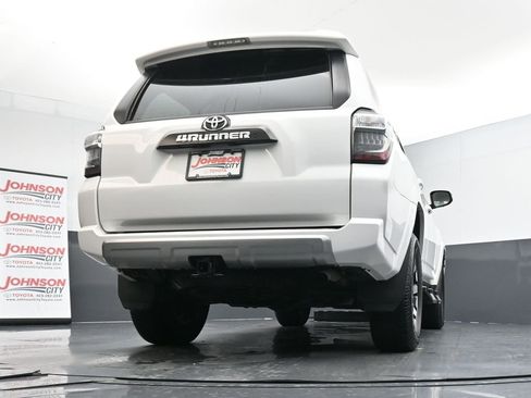 Used 2022 Toyota 4Runner TRD Off-Road Premium image 45