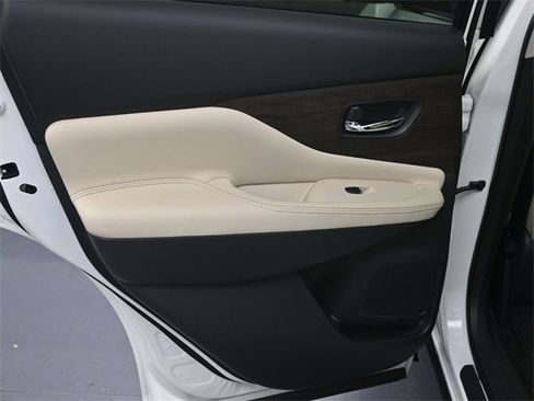 Used 2023 Nissan Murano Platinum w/ Cargo Package image 19