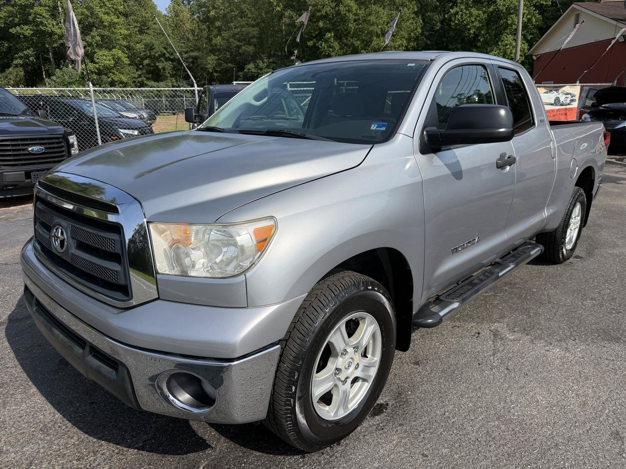 Used 2010 Toyota Tundra 2WD Double Cab w/ SR5 Pkg image 3