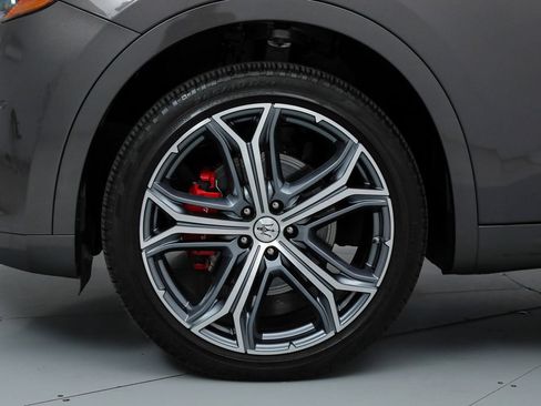 Certified 2023 Maserati Levante GT AWD/4WD image 21