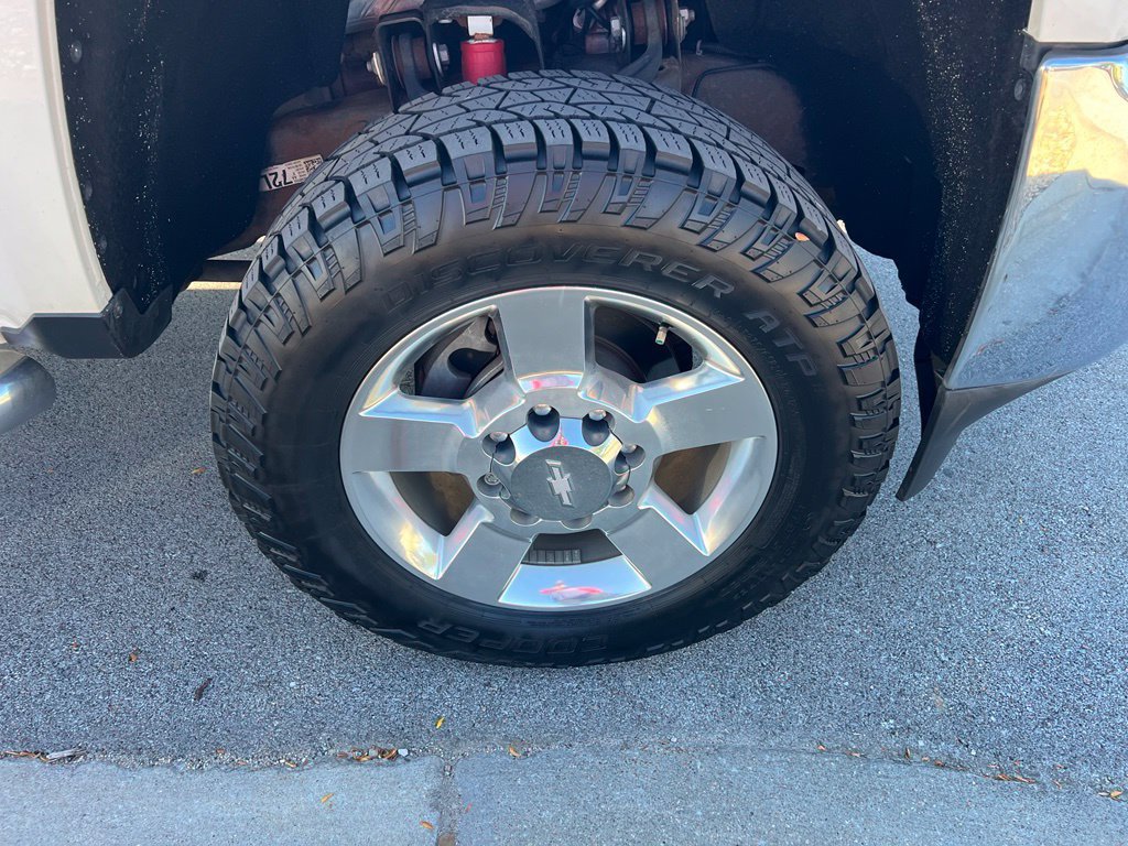 Used 2018 Chevrolet Silverado 2500 LT w/ All Star Edition AWD/4WD image 11