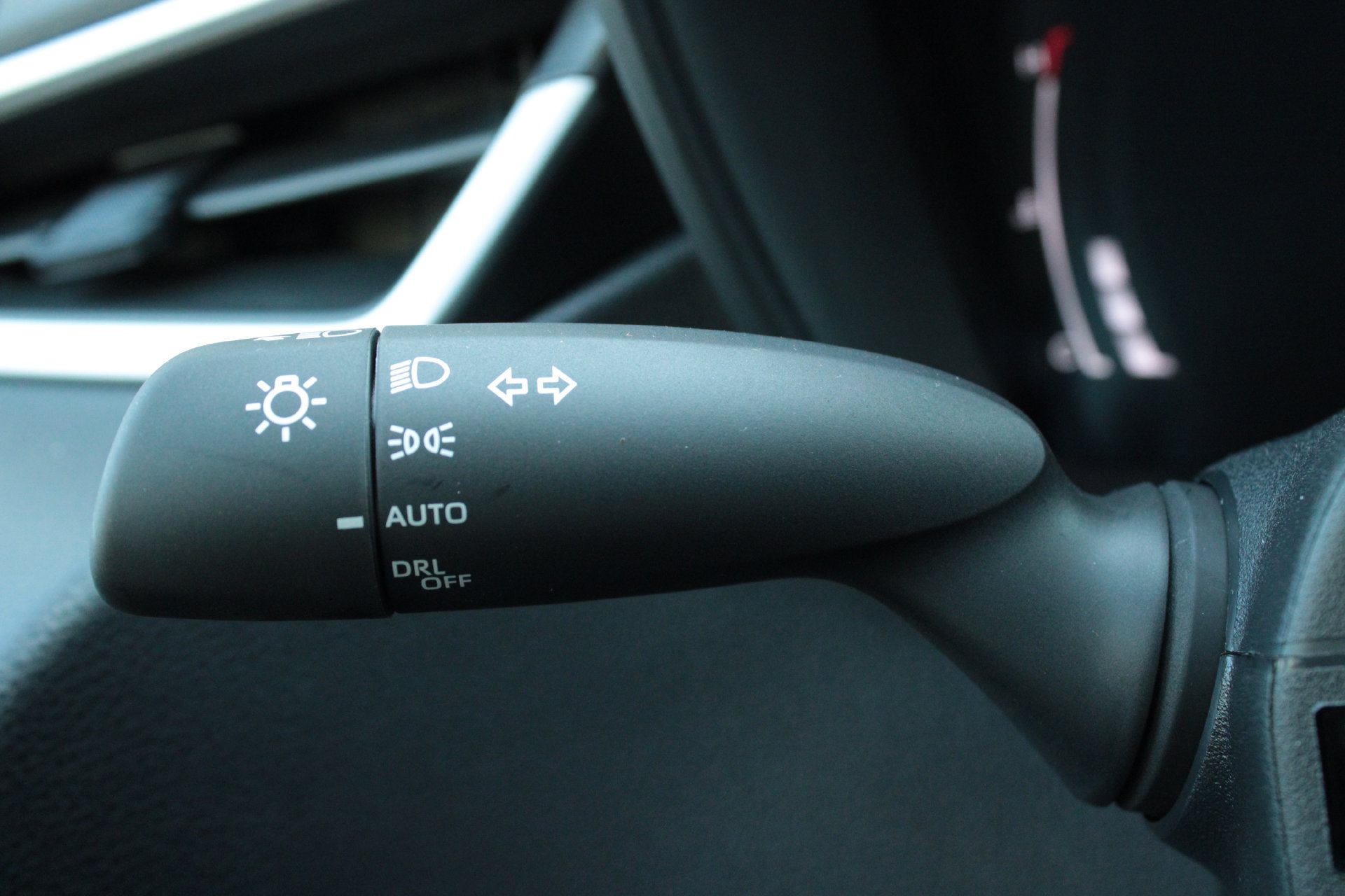 New 2027 Toyota Corolla SE FWD image 32