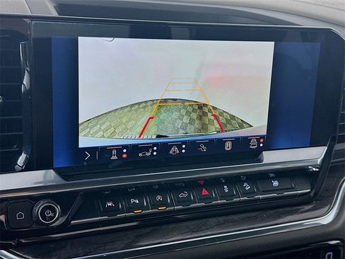 Used 2024 Chevrolet Silverado 1500 LTZ image 20