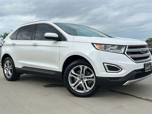 Used 2016 Ford Edge Titanium w/ Technology Package FWD image 5