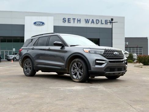 Certified 2023 Ford Explorer XLT w/ Equipment Group 202A RWD image 1