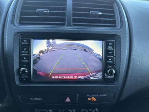 Used 2024 Mitsubishi Outlander Sport AWD image 24