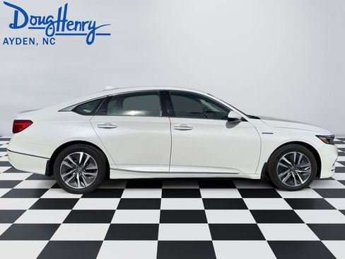 Used 2019 Honda Accord Touring image 6