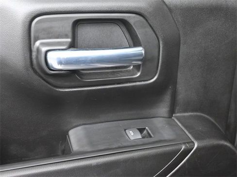 Used 2022 Chevrolet Silverado 1500 Custom image 20