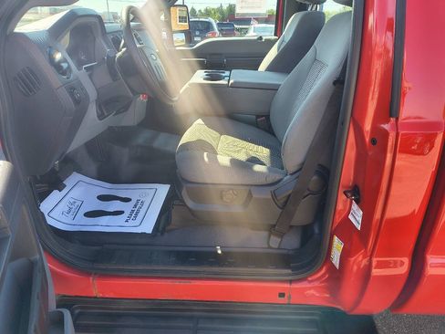 Used 2014 Ford F250 XL w/ Power Equipment Group AWD/4WD image 15