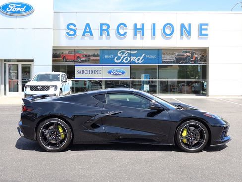 Used 2020 Chevrolet Corvette Stingray Premium Cpe w/ 3LT Preferred Equipment Group RWD image 2