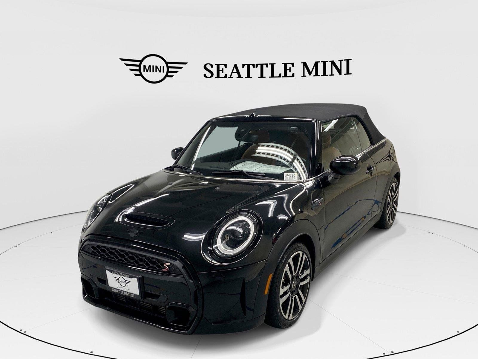 Used 2024 MINI Cooper S w/ Signature Upholstery Package FWD image 1