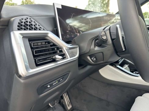 New 2026 BMW X5 xDrive40i w/ M Sport Package image 31