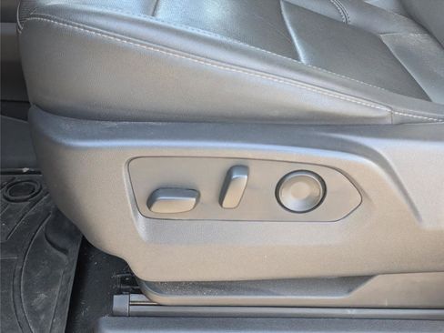 Used 2024 GMC Sierra 1500 SLT w/ SLT Premium Package image 13