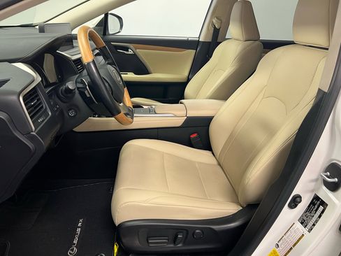 Used 2022 Lexus RX 350L FWD w/ Premium Package image 4