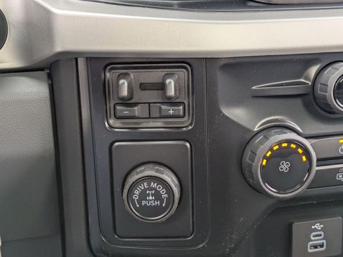 New 2026 Ford F250 XLT image 25