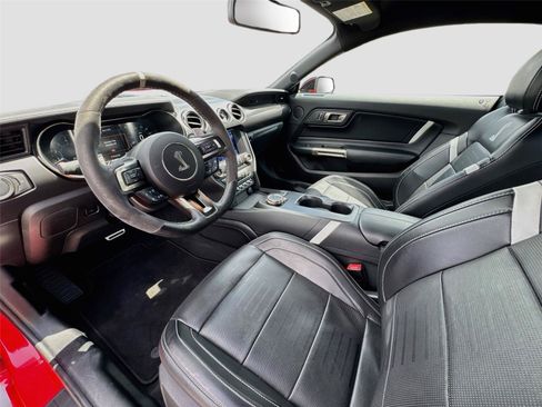 Used 2021 Ford Mustang Shelby GT500 w/ Technology Package RWD image 11