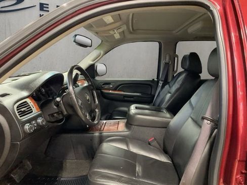 Used 2008 Chevrolet Avalanche LTZ w/ LTZ Preferred Equipment Group image 12