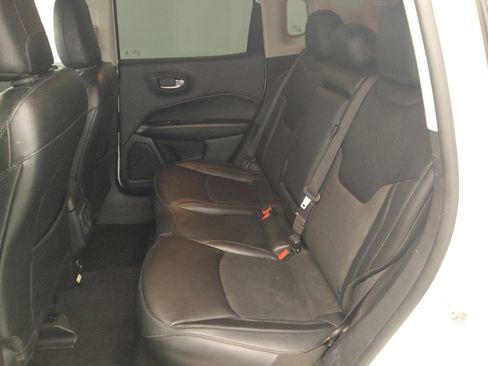 Used 2021 Jeep Compass Latitude image 18