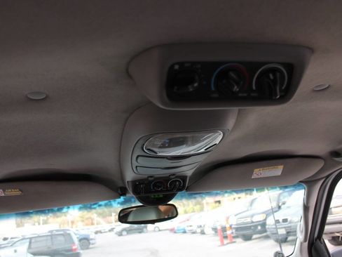 Used 2001 Ford Excursion XLT image 42