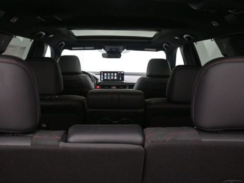 New 2026 Honda Pilot Black Edition image 36