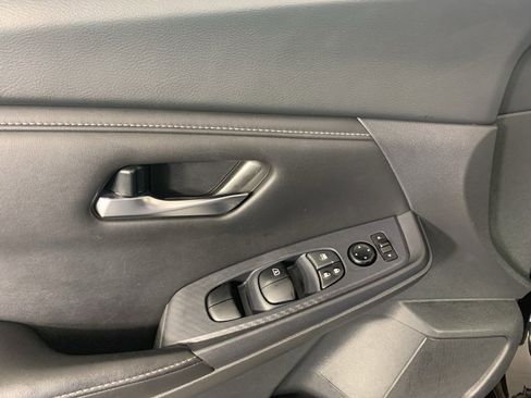 Used 2023 Nissan Sentra SV image 15