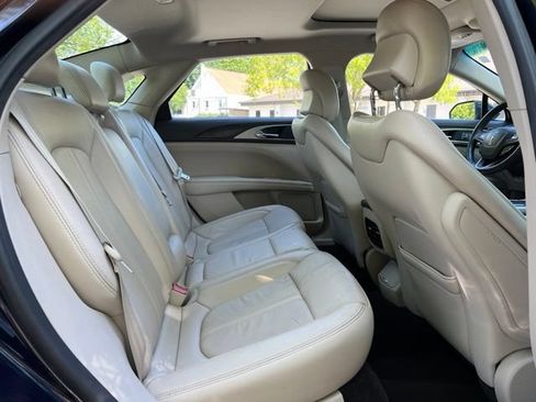 Used 2017 Lincoln MKZ Reserve AWD/4WD image 20