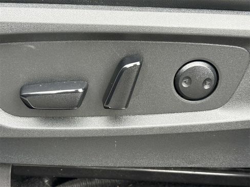 Certified 2022 Nissan Pathfinder SL w/ SL Premium Package image 18